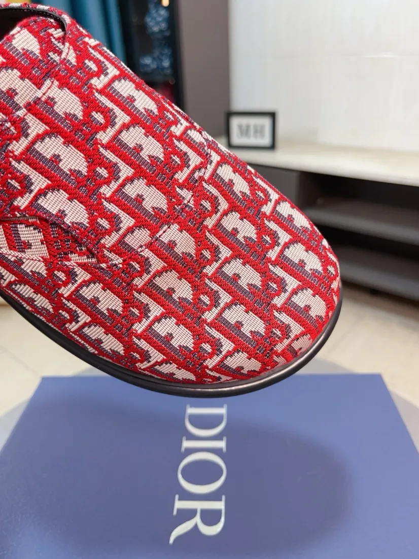 Men's shoes 💰380🌸🌸【Dior】Top purchasing agent 🇮🇹 Di Street Male God half drag counter synchronization, uppers imported from Italy with D logo fabric, high-quality complex splicing craftsmanship, soles: original soles specially provided by the original factory, exclusive event molded soles super comfortable, original factory single goods, 🔍🔍high quality, you can enter and exit the counter at will, welcome to compare, size number 38-45 (order 46)